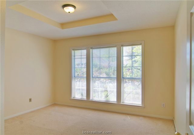 5009 Congressional Court, College Station, TX 77845