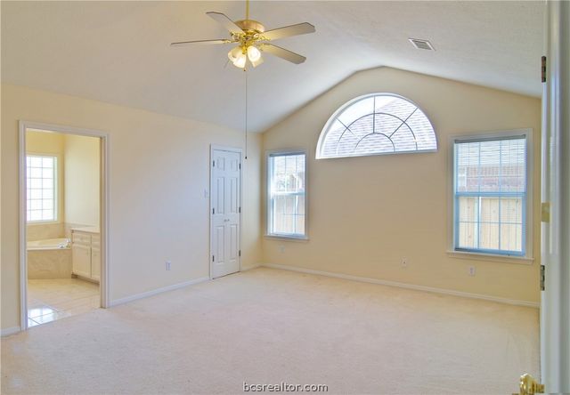 5009 Congressional Court, College Station, TX 77845