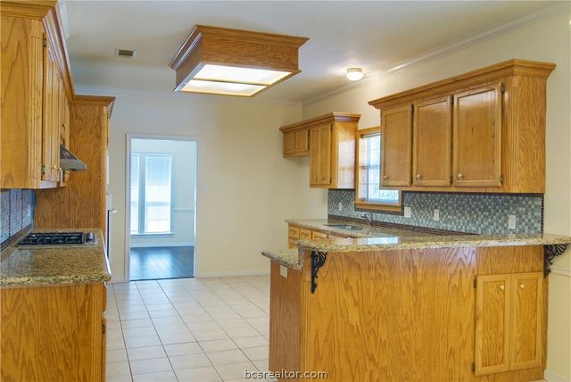 5009 Congressional Court, College Station, TX 77845