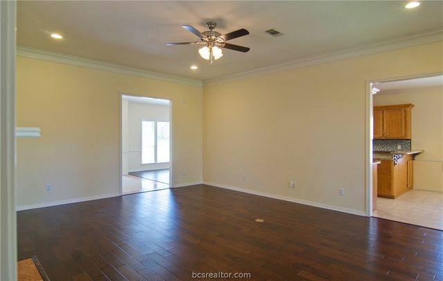 5009 Congressional Court, College Station, TX 77845