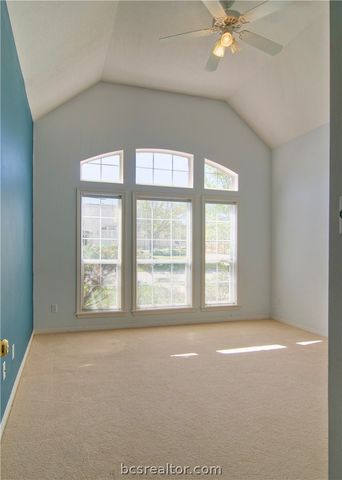 5009 Congressional Court, College Station, TX 77845