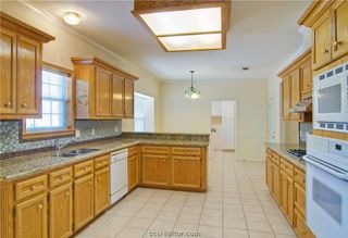 5009 Congressional Court, College Station, TX 77845