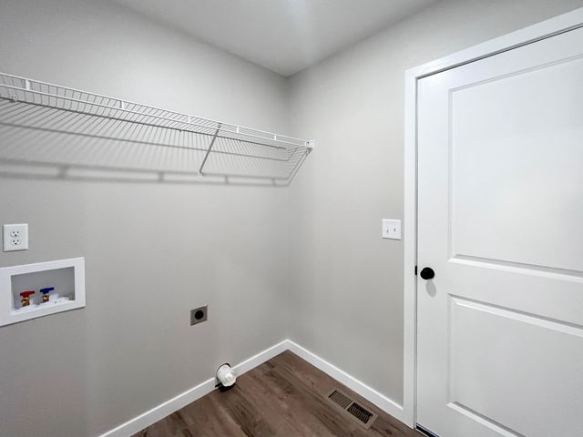 915 Shorthorn Lane, Marshfield, MO 65706