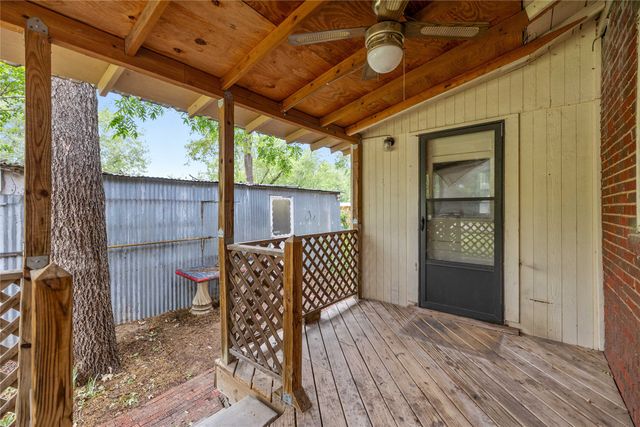 1216 3rd Street, Brownwood, TX 76801