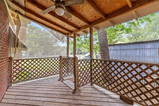 1216 3rd Street, Brownwood, TX 76801