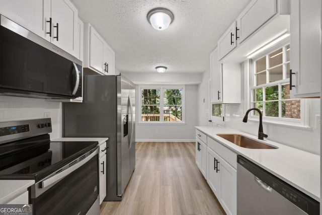 555 Birch Lane, Lawrenceville, GA 30044