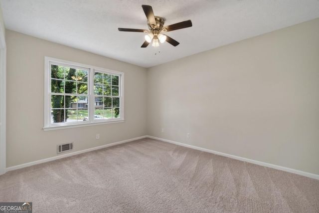 555 Birch Lane, Lawrenceville, GA 30044