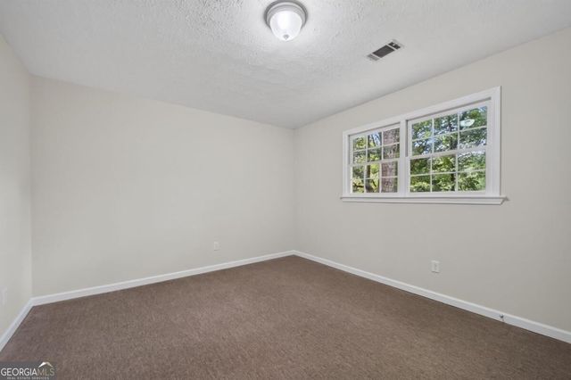 555 Birch Lane, Lawrenceville, GA 30044