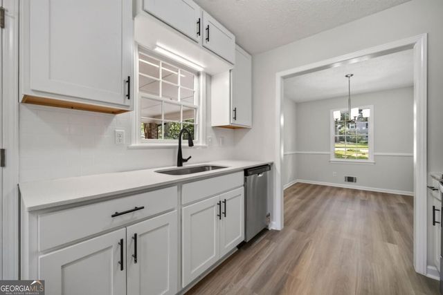 555 Birch Lane, Lawrenceville, GA 30044