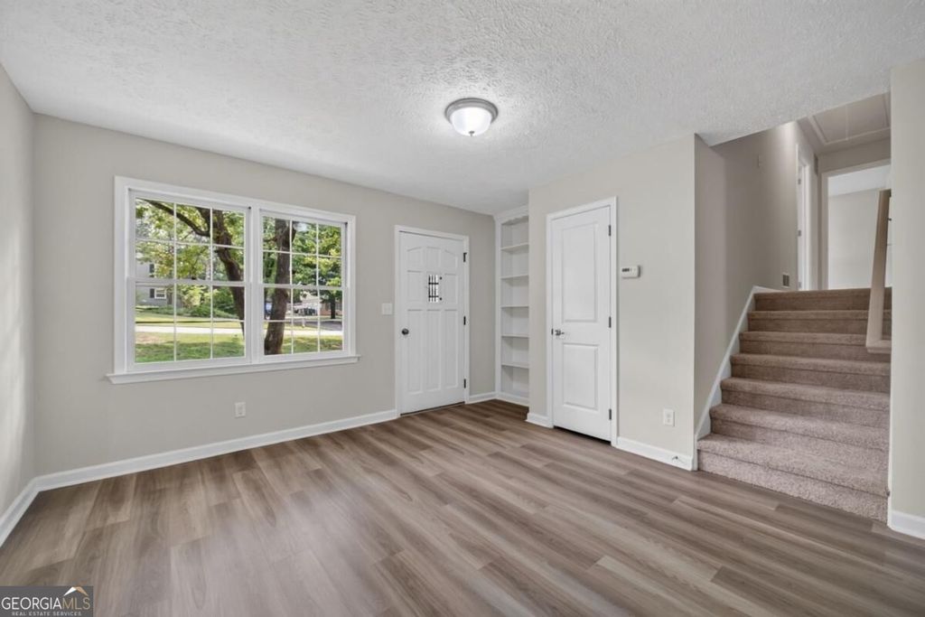 555 Birch Lane, Lawrenceville, GA 30044 — photo 3