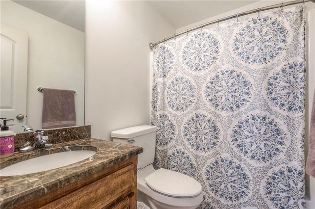 1121 N Old Mill Road, Independence, MO 64056