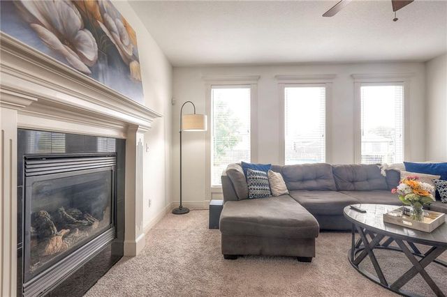 1121 N Old Mill Road, Independence, MO 64056