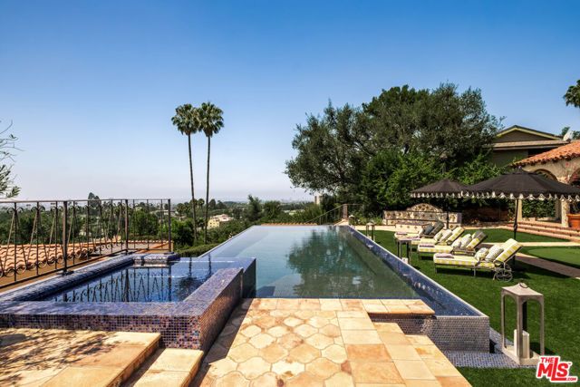 4026 Woking Way, Los Angeles, CA 90027