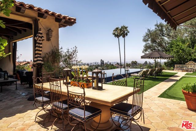 4026 Woking Way, Los Angeles, CA 90027