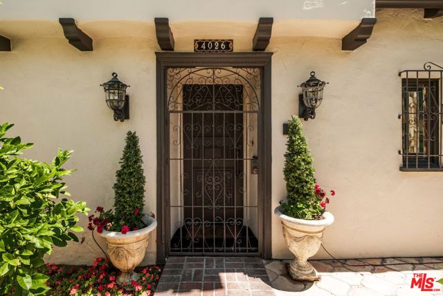 4026 Woking Way, Los Angeles, CA 90027