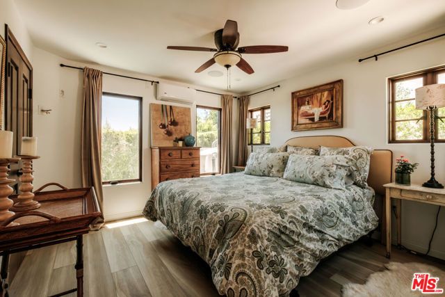 4026 Woking Way, Los Angeles, CA 90027