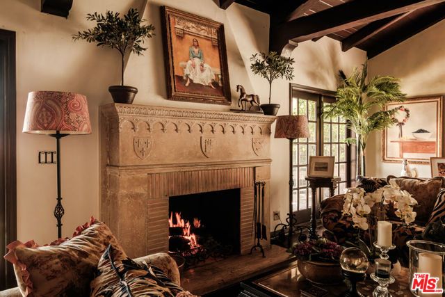 4026 Woking Way, Los Angeles, CA 90027