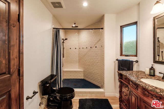 4026 Woking Way, Los Angeles, CA 90027