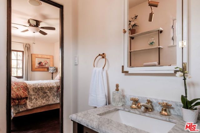 4026 Woking Way, Los Angeles, CA 90027