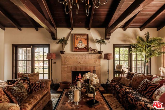 4026 Woking Way, Los Angeles, CA 90027