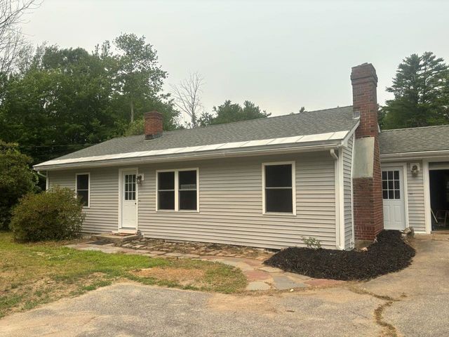 519 North Main Street, Wolfeboro, NH 03894