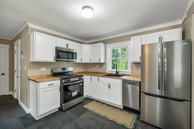 519 North Main Street, Wolfeboro, NH 03894