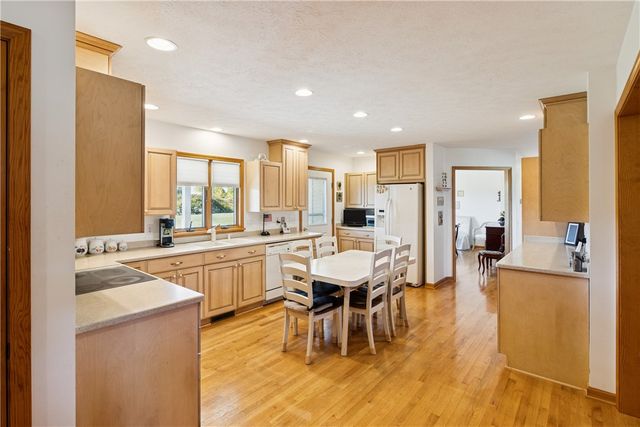 7095 Tupelo, Lima, NY 14485