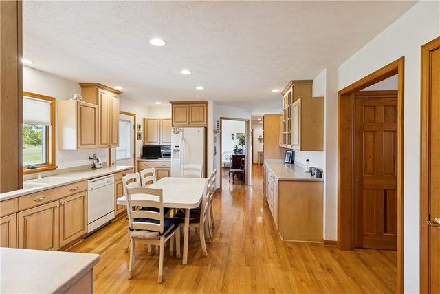 7095 Tupelo, Lima, NY 14485