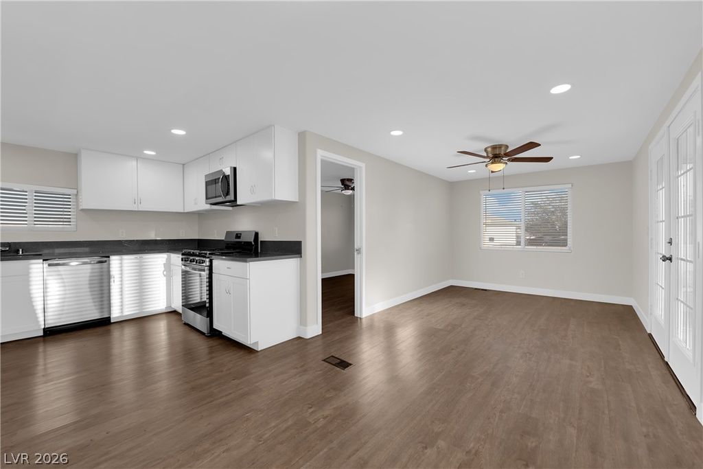 420 Pueblo Place, Henderson, NV 89015 — photo 3