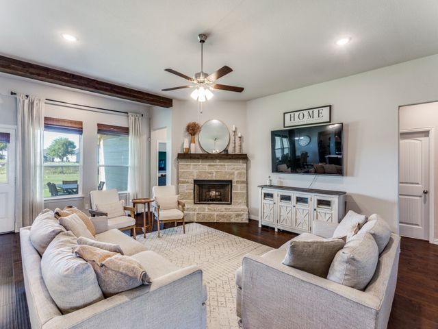 7033 County Road 913, Godley, TX 76044