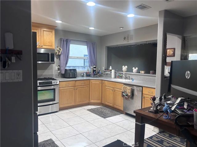 5938 Hersholt Avenue, Lakewood, CA 90712