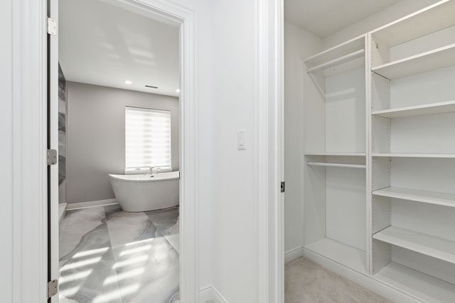 6705 W 91st Place, Oak Lawn, IL 60453