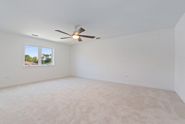 6705 W 91st Place, Oak Lawn, IL 60453