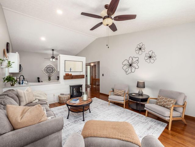 7899 Leaview Drive, Columbus, OH 43235