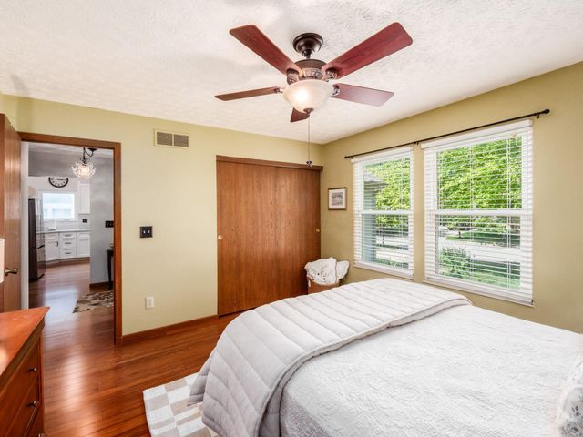 7899 Leaview Drive, Columbus, OH 43235