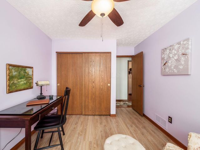 7899 Leaview Drive, Columbus, OH 43235