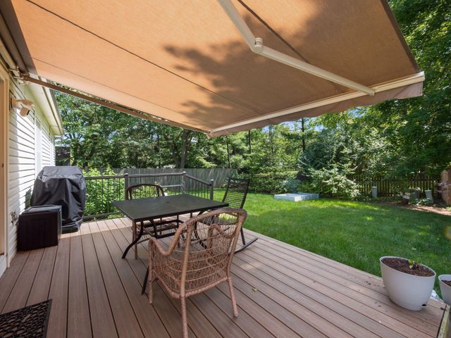7899 Leaview Drive, Columbus, OH 43235