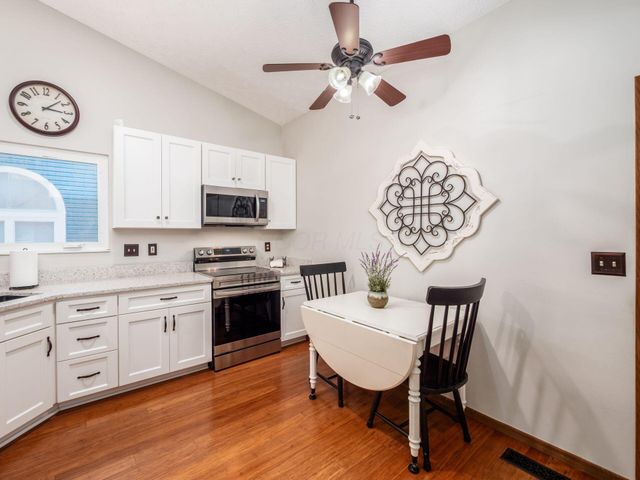 7899 Leaview Drive, Columbus, OH 43235