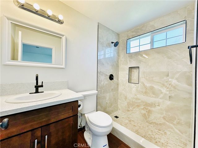 8690 Tourmaline Court, Jurupa Valley, CA 92509