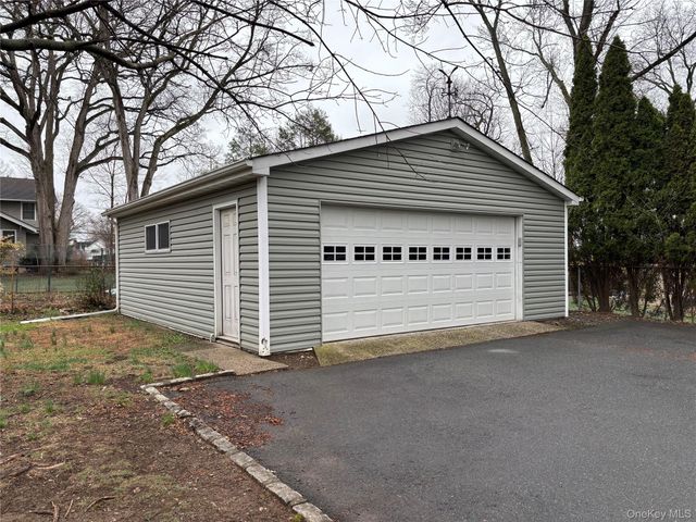 148 E Washington Avenue, Pearl River, NY 10965