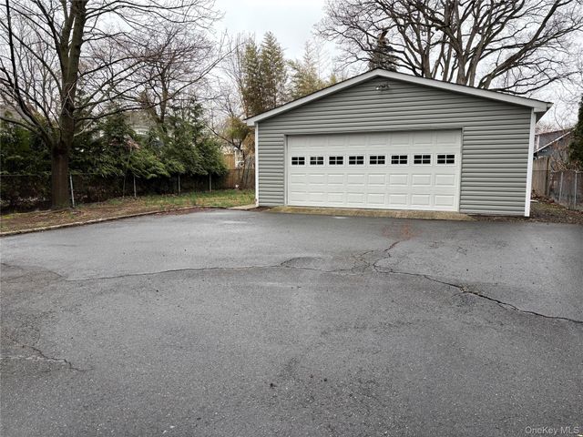 148 E Washington Avenue, Pearl River, NY 10965