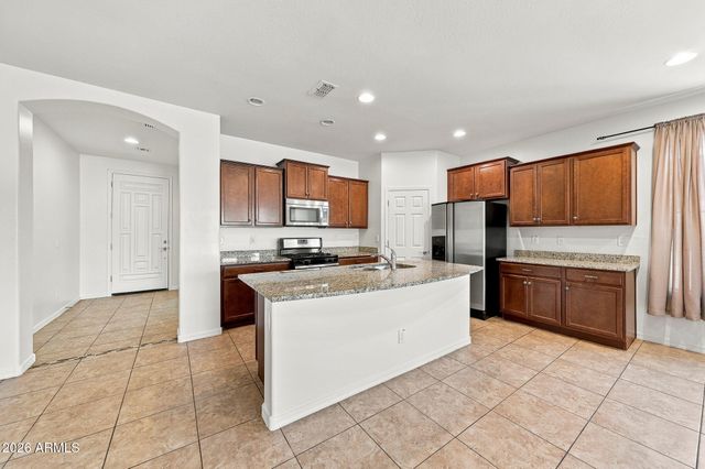 180 W WISTERIA Place, Chandler, AZ 85248