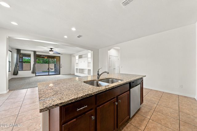 180 W WISTERIA Place, Chandler, AZ 85248