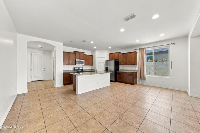 180 W WISTERIA Place, Chandler, AZ 85248