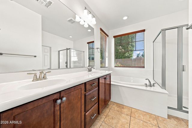 180 W WISTERIA Place, Chandler, AZ 85248