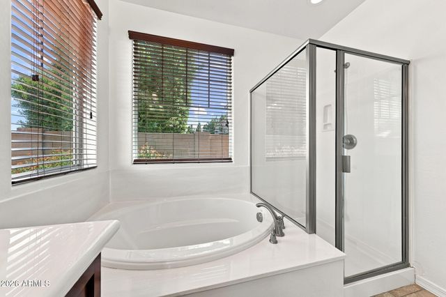180 W WISTERIA Place, Chandler, AZ 85248