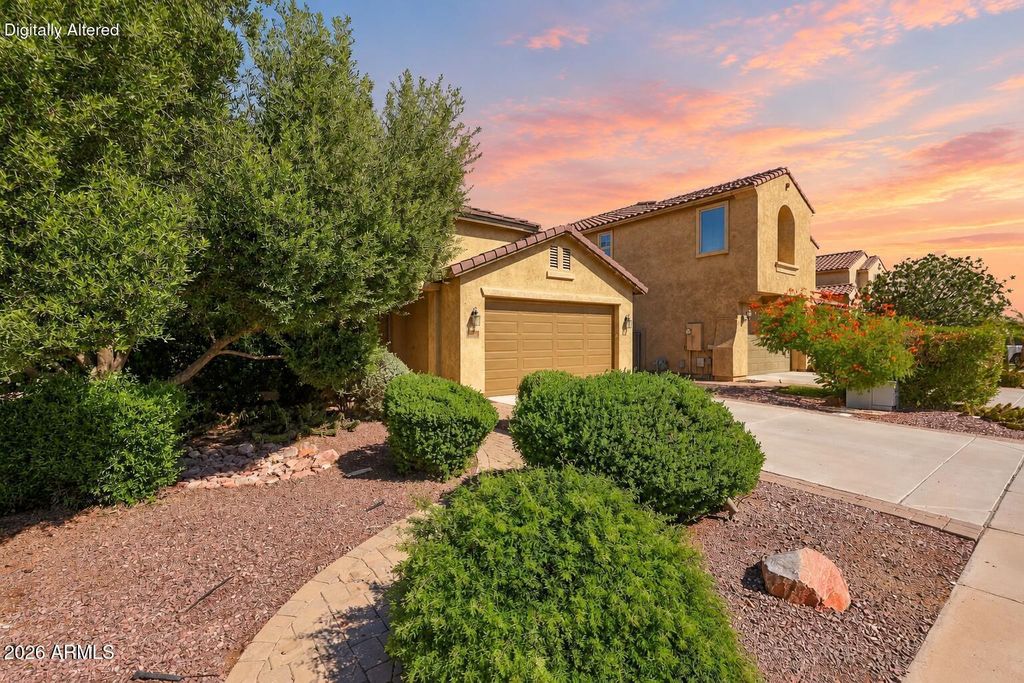180 W WISTERIA Place, Chandler, AZ 85248