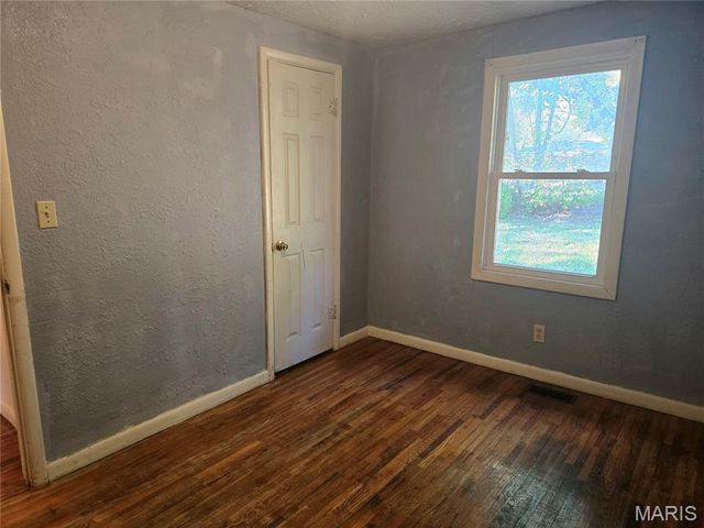 102 Branch Lane, Crocker, MO 65452