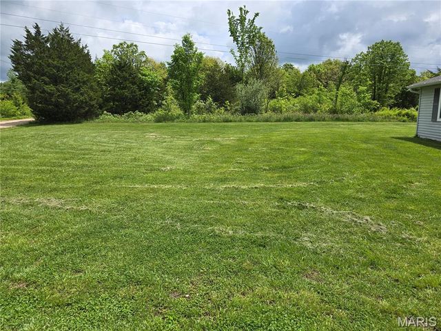 102 Branch Lane, Crocker, MO 65452