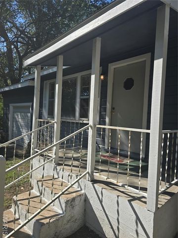 102 Branch Lane, Crocker, MO 65452